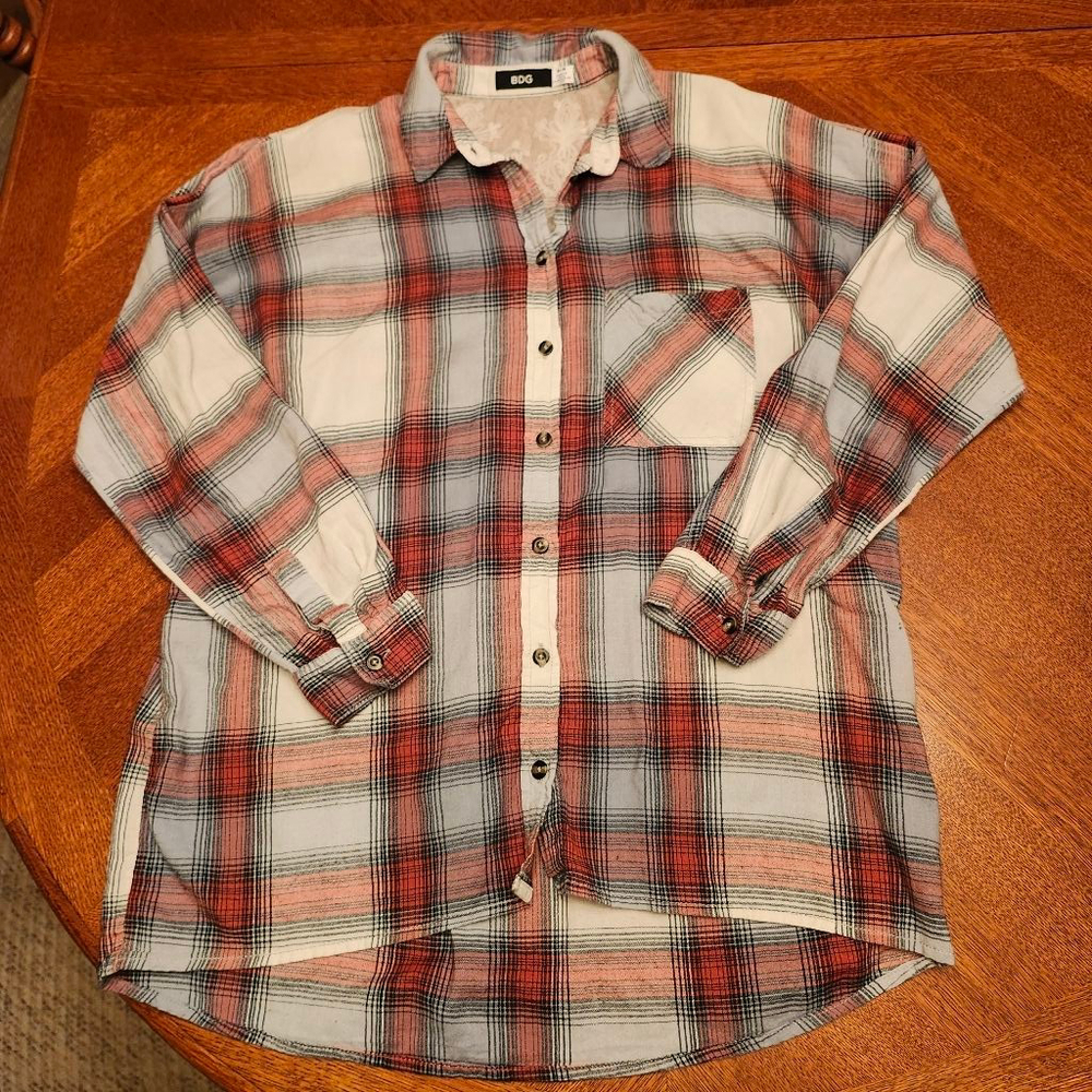 Women's BDG Plaid Button Down Shirt M Red White A2